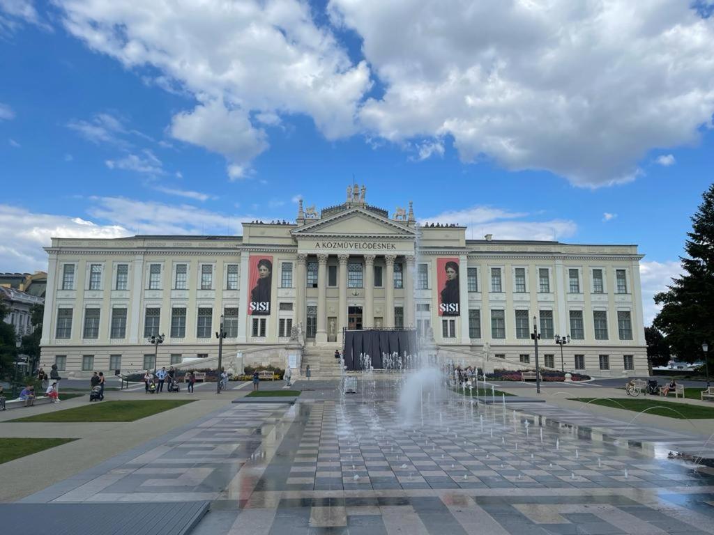 University City Life Bestern Szeged Eksteriør bilde